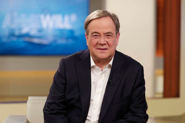 Armin Laschet 2021-05-09, Deutschland, Berlin - Armin Laschet (CDU), Parteivorsitzender, Kanzlerkandidat und Ministerpräsident von Nordrhein-Westfalen, zu Gast bei Anne Will im Ersten. Thema der ARD-Politiktalk-Runde: Von Corona-Krise bis Klimapolitik - kann die Union noch Kanzleramt?
