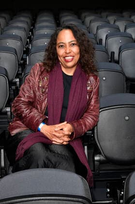 Pat Appleton beim Fototermin bei der Pressekonferenz für das Nothilfe-Projekt hierspieltdiemusik zur Unterstützung der Berliner Musikszene in der Verti Music Hall. Berlin, 10.05.2021