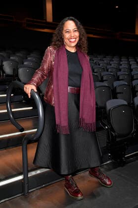 Pat Appleton beim Fototermin bei der Pressekonferenz für das Nothilfe-Projekt hierspieltdiemusik zur Unterstützung der Berliner Musikszene in der Verti Music Hall. Berlin, 10.05.2021