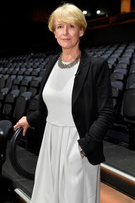 Claudia Grosse-Leege beim Fototermin bei der Pressekonferenz für das Nothilfe-Projekt hierspieltdiemusik zur Unterstützung der Berliner Musikszene in der Verti Music Hall. Berlin, 10.05.2021