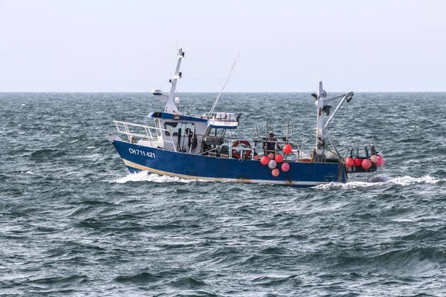 Fishing boat at sea off Granville (Normandy, north-western France). Fishing boat at sea off Granville (Normandy, north-western France). Basse Normandie; Granville; Low Normandy; Manche 50 Europe; Western Europe; France  Copyright: xVincentxM. Andia.frx 277876