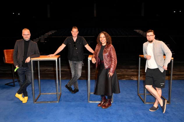 Dr. Thomas Schmidt-Ott, Sascha Vollmer von The BossHoss, Pat Appleton und Prinz Pi beim Fototermin bei der Pressekonferenz für das Nothilfe-Projekt hierspieltdiemusik zur Unterstützung der Berliner Musikszene in der Verti Music Hall. Berlin, 10.05.2021