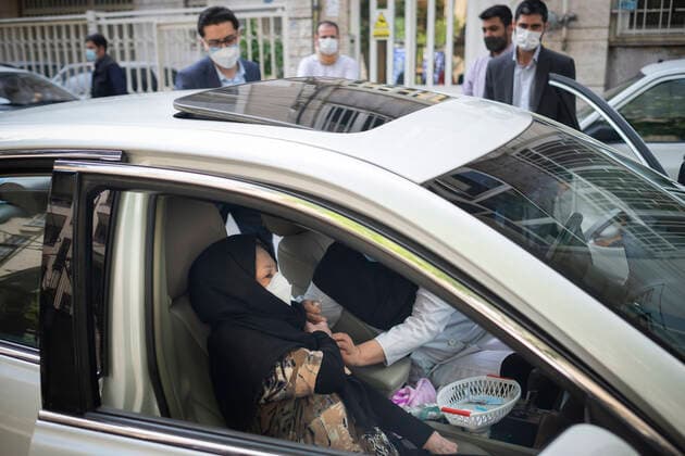 Vaccination Of People Over 80 Years By The China s Sinopharm COVID-19 Vaccine In Tehran An Iranian elderly woman receives a dose of China s Sinopharm new coronavirus disease (COVID-19) vaccine while sitting in a vehicle just out of a health center in northern Tehran on May 10, 2021. MORTEZA NIKOUBAZL NurPhoto Tehran Tehran Iran nikoubazl-vaccinat210510_npYGK  Copyright: xMortezaxNikoubazlx