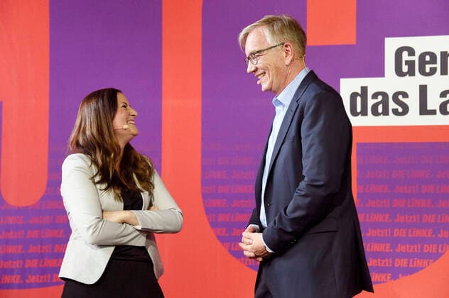 Janine Wissler und Dietmar Bartsch bei der Bekanntgabe des Beschlusses des Parteivorstandes zur Spitzenkandidatur der Partei Die Linke zur Bundestagswahl im Palais der Kulturbrauerei. Berlin, 10.05.2021