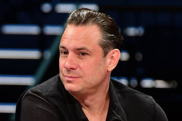 SpendenAktion, hierspielt die musik Sascha Vollmer von The BossHoss Hajo Schumacher PK in der VerdiMusicHall ++++hierspieltdiemusik Ð mehr als 400.000 Euro für Berliner Musikschaffende , VBKI, GESOBAU und Engel & Völkers initiieren Nothilfe-Projekt zur Unterstützung der Berliner Musikszenein Berlin, am 10.05.2021