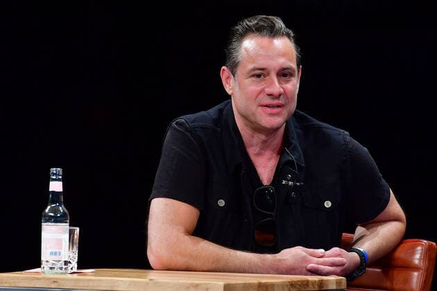 SpendenAktion, hierspielt die musik Sascha Vollmer von The BossHoss Hajo Schumacher PK in der VerdiMusicHall ++++hierspieltdiemusik Ð mehr als 400.000 Euro für Berliner Musikschaffende , VBKI, GESOBAU und Engel & Völkers initiieren Nothilfe-Projekt zur Unterstützung der Berliner Musikszenein Berlin, am 10.05.2021