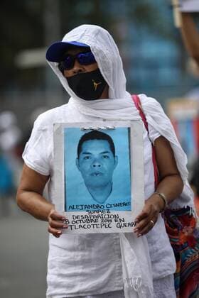 Mothers of disappeared persons marched today, to demand justice and the appearance of their children and relatives alive, in Mexico City, Mexico 10 May 2021. Hundreds of mothers of disappeared persons in Mexico on Monday demanded urgent solutions to the alarming figures and recalled that despite being Mother s Day, for them there is no longer May 10. Mexican mothers of the disappeared demand urgent solutions !ACHTUNG: NUR REDAKTIONELLE NUTZUNG!  Copyright: xSáshenkaxGutiérrezx MEX1613 20210511-637562929030610197