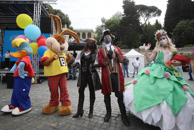 Rome, Demonstration of the workers of the theme and water parks to ask the government that the amusement parks reopen before 1 July 2021. Pictured:  Copyright: xPieroxTenaglix xIPAx xPieroxTenaglix