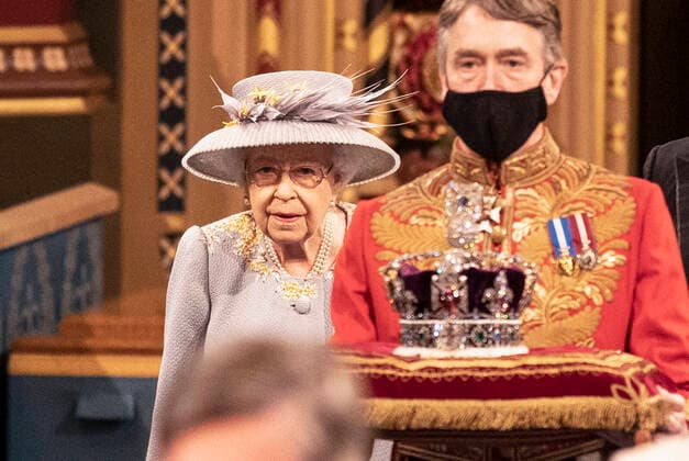. 11 05 2021. London, United Kingdom. Queen Elizabeth II and Prince Charles, Prince of Wales at the State Opening of Parliament in London.  xPoolx xi-Imagesx IIM-22165-0033