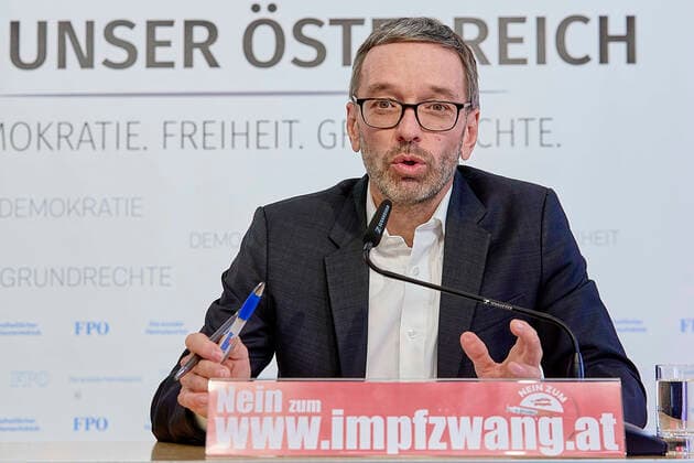 - Wien 11.05.2021 - Coronavirus-Krise - Heute am Vormittag gab es im FPÖ-Medienzentrum eine Pressekonferenz der FPÖ zur aktuellen Lage in Österreich. PHOTO: Der FPÖ-Klubobmann Herbert Kickl während der PK Coronavirus crisis - Vienna (AUSTRIA) This morning there was a press conference of the FPÖ on the current situation in Austria in the FPÖ media center. FPÖ PK Kickl Brückl