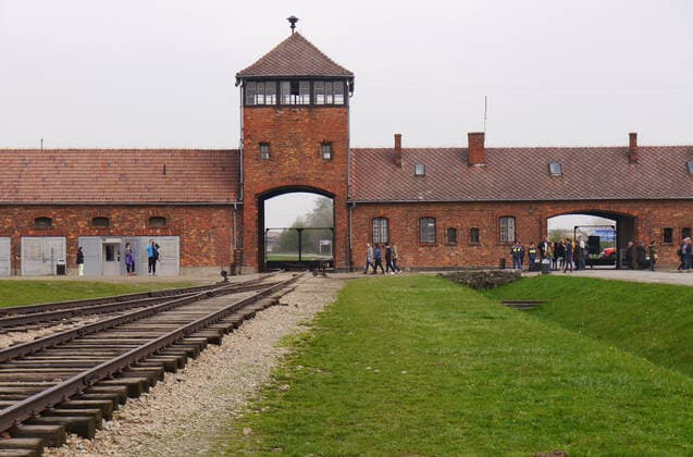 Poland: Auschwitz IIÐBirkenau concentration camp Poland: Brzezinka (Birkenau in German). Entrance to Auschwitz IIÐBirkenau concentration camp, belonging to a network of Nazi concentration and extermination camps of the third Reich. Rail tracks of the Judenrampe platform (Jewish ramp) Europe; Central Europe; Poland  Copyright: xCorre Alpaca Andia.frx 293822