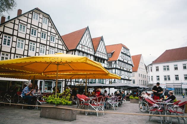 Outdoor Dinning Opens In Soest As Lock Down Measure Ease general view of outdoor cafe in Soest, Germany on May 12, 2021 as Soest and Lippstadt are two the first model cities to be selected in North Rhine Westphalian begin to relax lock down measture in the region with low infection rates Soest Germany tang-notitle210512_npBGM  Copyright: xYingxTangx