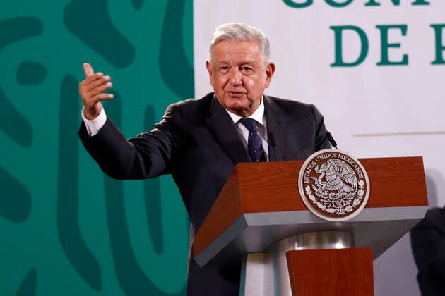 Mexican President Lopez Obrador Daily Morning Press Conference Mexico s President Andres Manuel Lopez Obrador speaks during a press conference as part to celebrate National Nursing Day at National Palace on May 12, 2021 in Mexico City, Mexico. Mexico City Mexico group-mexicanp210512_npLQp  Copyright: xEyepixx