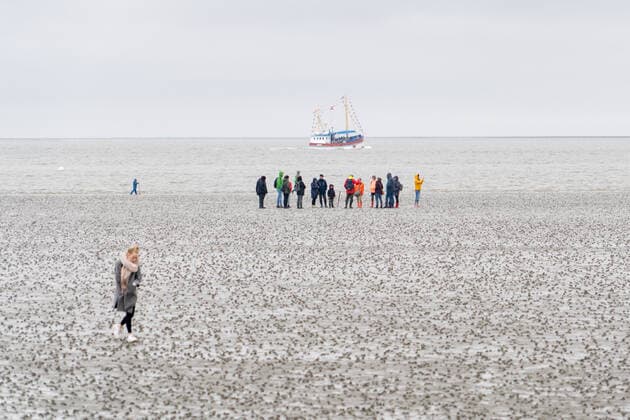 Büsum an der Nordsee in Schleswig-Holstein während der Corona-Pandemie im Mai 2021 - Tourismus in der Modellregion Büsum Neustart des Tourismus in Schleswig-Holstein -;Büsum an der Nordsee in Schleswig-Holstein während der Corona-Pandemie im Mai 2021 - Tourismus in der Modellregion Büsum Neustart des Tourismus in Schleswig-Holstein -, Büsum Schleswig-Holstein Deutschland Büsum
