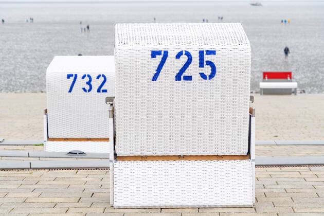 Büsum an der Nordsee in Schleswig-Holstein während der Corona-Pandemie im Mai 2021 - Tourismus in der Modellregion Büsum Neustart des Tourismus in Schleswig-Holstein -;Büsum an der Nordsee in Schleswig-Holstein während der Corona-Pandemie im Mai 2021 - Tourismus in der Modellregion Büsum Neustart des Tourismus in Schleswig-Holstein -, Büsum Schleswig-Holstein Deutschland Büsum