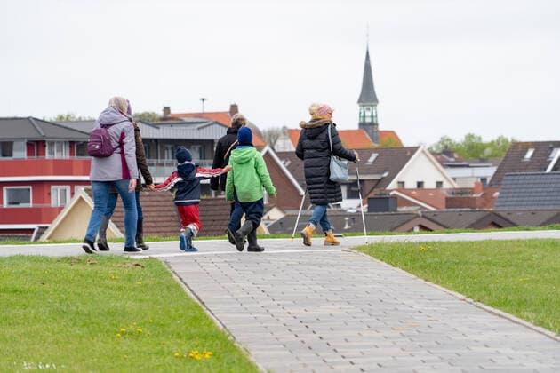 Büsum an der Nordsee in Schleswig-Holstein während der Corona-Pandemie im Mai 2021 - Tourismus in der Modellregion Büsum Neustart des Tourismus in Schleswig-Holstein -;Büsum an der Nordsee in Schleswig-Holstein während der Corona-Pandemie im Mai 2021 - Tourismus in der Modellregion Büsum Neustart des Tourismus in Schleswig-Holstein -, Büsum Schleswig-Holstein Deutschland Büsum