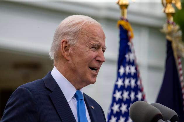 United States President Joe Biden gives remarks on the new Covid-19 Centers for Disease Control mask guidelines in the Rose Garden, at the White House in Washington, DC on Thursday, May 13, 2021. Fully vaccinated people no longer need to wear a face mask or stay six feet away from others in most settings, whether outdoors or indoors, the Centers for Disease Control and Prevention said in updated public health guidance released Thursday. Copyright: xPoolxviaxCNPx MediaPunchx