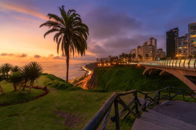 Saying goodbye to the day in front of the Villena Bridge in Miraflores, Lima. Miraflores, Metropolitan Municipality of Lima, Peru CR_GUSP210514A-743039-01