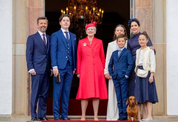 Bilder des Jahres 2021, Entertainment 05 Mai Entertainment Themen der Woche KW19 15-05-2021 Denmark Danish royal family attend the confirmation ( Belijdenis) of Prince Christian in Fredensborg castle church in Fredensborg. Princess Mary and Prince Frederik and Prince Christian and Princess Isabella and Prince Vincent and Princess Josephine and Queen Margrethe Â  Copyright: xPPEx