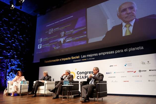 (L to R) President of Integra Foundation Ana Botella, president of the Spanish multinational construction and civil engineering company OHL Luis Amodio, president of Spanish construction company AZVI group Manuel Contreras Caro, president of the operating company for a number of Spanish communications satellites Jordi Hereu and founder of EllaLink -optical submarine cable linking Europe and South America-, Alfonso Gajate, take part in the round table Infraestructure, City and Sustainable Transport during the 4th Ibero-American CEAPI Congress held in Madrid, Spain, 17 May 2025. 4th Ibero-American CEAPI Congress !ACHTUNG: NUR REDAKTIONELLE NUTZUNG!  Copyright: xMariscalx GRAF9236 20210517-637568481716876566