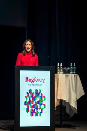 Mary, Crown Princess of Denmark Denmark, Copenhagen - November, 10. 2017. Mary, Crown Princess of Denmark attended the presentation of the book Childmothers of UNFPA during the book fair BogForum 2017 at Bella Center in Copenhagen. (Photo credti: Simon Skipper) Copenhagen Denmark Bella Center Copenhagen  Copyright: xGonzalesxPhoto SimonxSkipperx