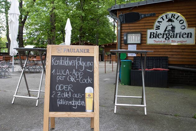 Niedersachsen, Hannover, City, Hannover öffnet wieder. Die Insidenz ist unter 100. Es kann wieder ohne Termin eingekauft werden und die Restaurants machen die Aussenbereiche auf.