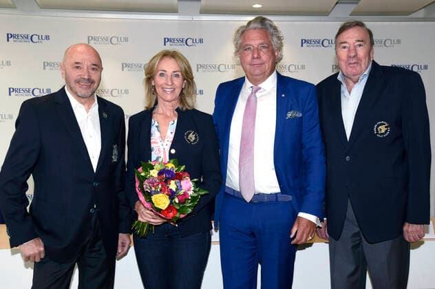 Christian Neureuther, Michaela Gerg, Ansgar Sommer und Frank Fleschenberg bei der Pressekonferenz zum 1. digitalen Jugendpreis 2021 unter dem Motto sagwasduwillst im Presseclub. München, 21.05.2021