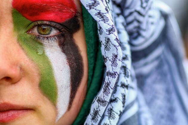 Bilder des Jahres 2021, News 05 Mai News Themen der Woche KW20 News Bilder des Tages PXL_Rally in support of Palestine in Sarajevo A rally in support of the Gaza Strip hit by Israeli missile strikes takes place at Sarajevo City Hall in Sarajevo, Bosnia And Herzegovina on May 22, 2021. ArminxDurgut PIXSELL