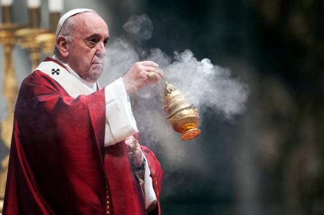 Bilder des Jahres 2021, News 05 Mai Coronavirus in Kanada, Premierminister von Nova Scotia Iain Rankin bekommt Pfizer-BioNTech Impfung News Themen der Woche KW20 News Bilder des Tages May 23, 2021 : Pope Francis celebrates a Pentecost Mass inside St. Peter s Basilica at the Vatican  Copyright: x AlessiaxGiuliani CPPx xIPAx x CatholicxPressxPhotox