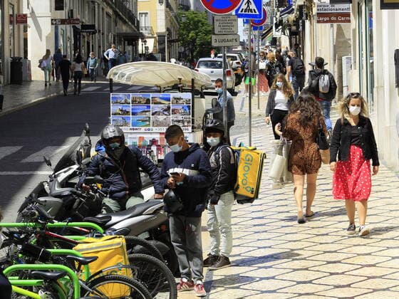 May 23, 2021, Lisbon, Portugal: Even inactive due to the Covid-19 pandemic, the Santa Justa Elevator attracts tourists in its surroundings, this Sunday (23), in the city of Lisbon, capital of Portugal.  Copyright: xEdsonxdexSouzax