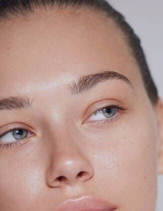 IMAGO Creative: 2021 Favoriten IMAGO Creative: Clickbait, Hautpflege und Kosmetik Young beautiful woman with clean fresh skin close up - white background Belarus, Mogilev Region, Belarus CR_PJWUOI210523A-754243-01 ,model released, Symbolfoto