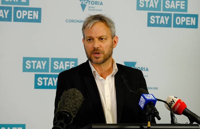 VICTORIA CORONAVIRUS COVID19, Victorian Chief Health Officer Brett Sutton addresses the media during a press conference in Melbourne, Monday, May 24, 2021. ( NO ARCHIVING, EDITORIAL USE ONLY, NO USE IN BOOKS WITHOUT CONSENT Melbourne VIC AUSTRALIA  Copyright: xLUISxASCUIx 20210524001544806153
