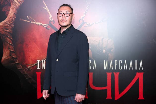 Bilder des Jahres 2021, Entertainment 05 Mai Entertainment Bilder des Tages Spirit of Itchi Filmpremiere in Moskau MOSCOW, RUSSIA - MAY 24, 2021: Film director Kostas Marsan attends the Moscow premiere of his film Spirit of Itchi at Karo 11 Oktyabr Cinema. Alexander Shcherbak TASS  TS1012DA