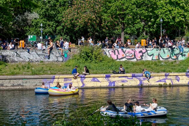 Landwehrkanal im Frühling, Berlin, Kreuzberg Landwehrkanal im Frühling, Berlin, Kreuzberg