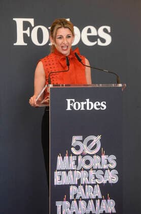 The third vice-president and Minister of Labour, Yolanda Diaz, speaks during the presentation of the Forbes Award for the best company to work for, at the Westin Palace Hotel, on 25 May 2021, in Madrid (Spain). Every year, Forges elaborates its list of the 50 best companies to work for, a selection that this year acquires a strange relevance because of the pandemic, during which companies, and especially their Human Resources directors, have been challenged to implement extraordinary measures that take intoaccounttheir main asset, people. 25 MAY 2021;COMPANY;FORBES;FORBES AWARD;BEST COMPANY;ECONOMICS;HUMAN RESOURCES CÃ zaro De Luca LagenciaEP 05 25 2021 Madrid Madrid Spain Copyright: xCÃ zaroxDexLucax 3735837