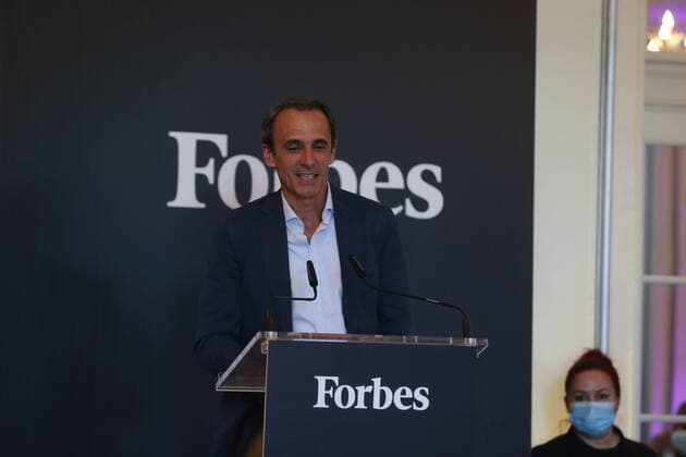 News Bilder des Tages Forbes Award winner and SAP director Rafael Brugnini speaks during the Forbes Award ceremony for the best company to work for, at the Westin Palace Hotel, on May 25, 2021, in Madrid (Spain). Every year, Forges elaborates its list of the 50 best companies to work for, a selection that this year acquires a strange relevance because of the pandemic, during which companies, and especially their Human Resources directors, have been challenged to implement extraordinary measures that take intoaccounttheir main asset, people. 25 MAY 2021;COMPANY;FORBES;FORBES AWARD;BEST COMPANY;ECONOMICS;HUMAN RESOURCES CÃ zaro De Luca LagenciaEP 05 25 2021 Madrid Madrid Spain Copyright: xCÃ zaroxDexLucax 3735879