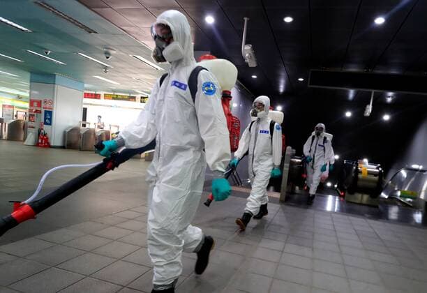 Virus Outbreak Taiwan Military disinfections have been extended in public areas and transportations across the island particularly in Taipei,, following an increasing number of domestic Covid-19 cases, in Taipei, Taiwan, on 26 May 2021. Taiwan Center for Disease Control on Wednesday reported 304 new domestic cases, 331 adjusted cases, and 11 deaths while facing inadequate vaccines supply in the face of the ongoing community transmission. Taipei Taiwan ceng-notitle210526_npNUW  Copyright: xCengxShouxYix