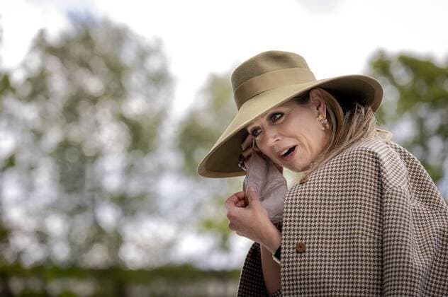 WEESP - Queen Maxima is paying a working visit to Smit & Son on the occasion of the bicentennial of the family business. The company develops products for making and finishing leather. ANP ROYAL IMAGES ROBIN VAN LONKHUIJSEN Copyright: xHollandsexHoogtex xxANPx x431832183x