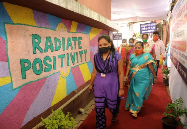 MUMBAI, INDIA - MAY 28: Limited number of beneficiaries in the above-45 age group queue up for vaccination against Covid-19 due to online appointments at BMC School Vaccination Centre, in Hanuman Nagar, Kandivali East, on May 28, 2021 in Mumbai, India. (Photo by Vijay Bate Hindustan Times ) COVID-19 Vaccination Drive