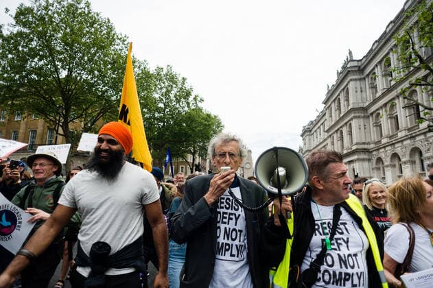 Thousands Gather In London For ˜Medical Freedom Bill Anti-Lockdown Protest Demonstrators take part in an anti-lockdown Medical Freedom Bill protest, amid the spread of the Indian Covid variant, in London, Britain, 29 May 2021. The Metropolitan Police have said they are aware of plans for a large-scale protest and have increased officer numbers accordingly. London United Kingdom musialek-thousand210529_npUoV  Copyright: xMaciekxMusialekx