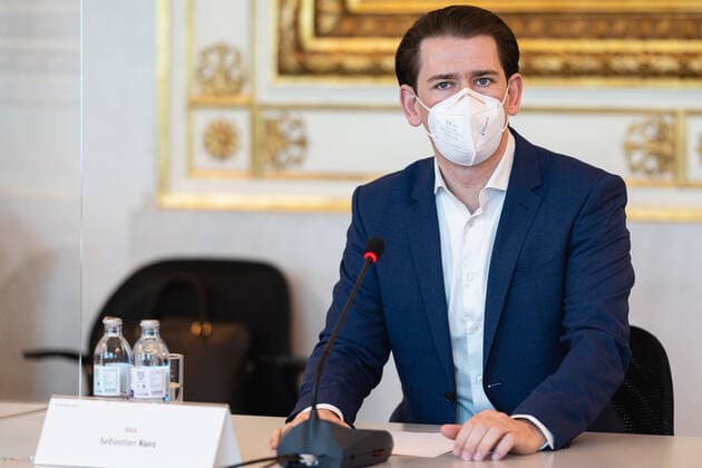 Wien 28.05.2021, Bundeskanzleramt, Wien, AUT, Bundesregierung, Beratungen der Bundesregierung mit Experten und den Landeshauptleuten zu Corona-Massnahmen und den geplanten Oeffnungsschritten, im Bild Sebastian Kurz (OeVP) before a meeting of the federal government with experts and state governors on corona measures and the planned opening steps at the federal chancellery in Vienna, Austria on 2021 05 28.