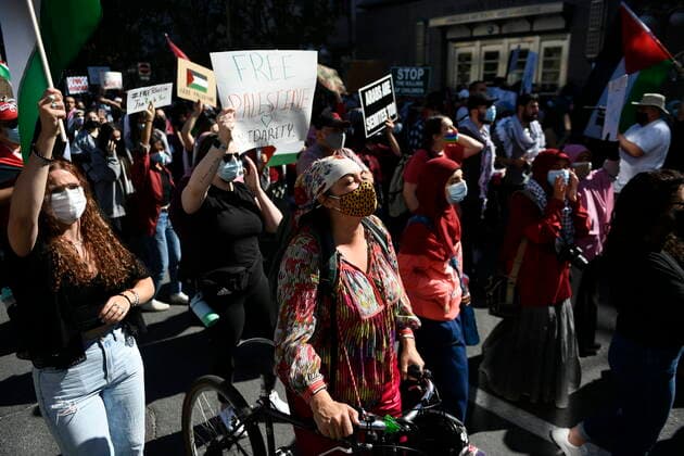 May 29, 2021, Ottawa, on, Canada: People rally outside the Embassy of the United States in Ottawa to denounce Israel s military actions in the Palestinian territories, on Saturday, May 29, 2021. Ottawa Canada  - ZUMAc35_ 20210529_zaf_c35_014 Copyright: xJustinxTangx