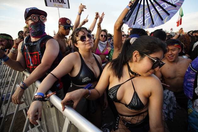 May 30, 2021, Tampa, Florida, USA: Tens of thousands of electronic music fans gathered during day two of the Sunset Music Festival weekend on Sunday, May 30, 2021 in Tampa. Sunset Music Festival returns to the parking lot of Raymond James Stadium after a one year hiatus during the COVID-19 pandemic shutdowns of 2020. Tampa USA - ZUMAs70_ 20210530_zan_s70_092 Copyright: xLuisxSantanax