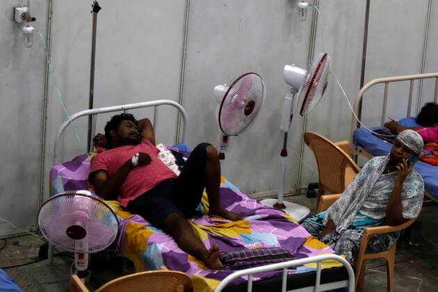 May 31, 2021, Chennai, Tamil Nadu, India: A Covid-19 coronavirus patient resting at a temporary isolation centre built in Chennai Trade Centre for the Covid-19 coronavirus patients in Chennai. Chennai India - ZUMA CEN 20210531_mda_l172_185 Copyright: xSrixLoganathanx