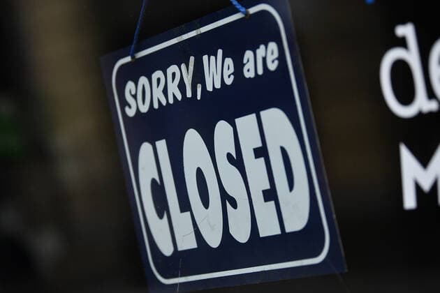 News Bilder des Tages VICTORIA CORONAVIRUS COVID19, A closed sign is seen in a shop window in Melbourne, Tuesday, June 1, 2021. Victoria has recorded three new additional cases of coronavirus in the past 24 hours. ( NO ARCHIVING, EDITORIAL USE ONLY, NO USE IN BOOKS WITHOUT CONSENT MELBOURNE VIC AUSTRALIA  Copyright: xJAMESxROSSx 20210601001546593263