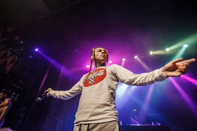 Tekashi 6ix9ine live in Copenhagen, Denmark Denmark, Copenhagen - September 18, 2018. The American rapper and lyricist 6ix9ine performs a live concert at VEGA in Copenhagen. Copenhagen Denmark VEGA Copenhagen  Copyright: xGonzalesxPhoto PerxLangex