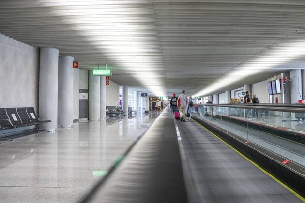 02.06.2021, Reisen, aktuelles, Fotoaufnahmen im Flughafen Palma de Mallorca (PMI) - Aeropuerto de Son San Juan Foto: Tim Rehbein RHR-FOTO Palma Flughafen Palma de Mallorca Spanien xRHR-FOTO TRx
