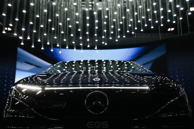 ST PETERSBURG, RUSSIA - JUNE 2, 2021: The Mercedes-Benz EQS electric sedan is revealed during a ceremony at the 24th St Petersburg International Economic Forum (SPIEF 2021) at the ExpoForum Convention and Exhibition Center.Yegor Aleyev TASS Host Photo Agency  TS102A9F