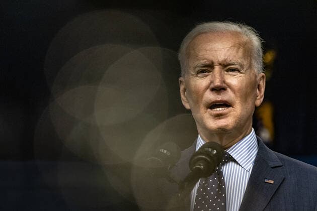 News Bilder des Tages U.S. President Joe Biden speaks in the Eisenhower Executive Office Building in Washington, DC on Wednesday, June 2, 2021. Biden announced a plan to work with churches, colleges, businesses and celebrities to boost coronavirus vaccinations in the U.S. where demand for the shots has faltered.  WAX20210602805 SamuelxCorum