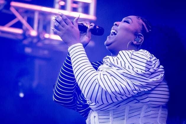 Ber?hmte Feministinnen, Lizzo Lizzo live at Roskilde Festival 2019, Denmark Roskilde, Denmark. July 06th, 2019. The American rapper and lyricist Lizzo performs a live concert during the Danish music festival Roskilde Festival 2019. Roskilde Denmark  Copyright: xGonzalesxPhoto KimxMatthaixLelanx